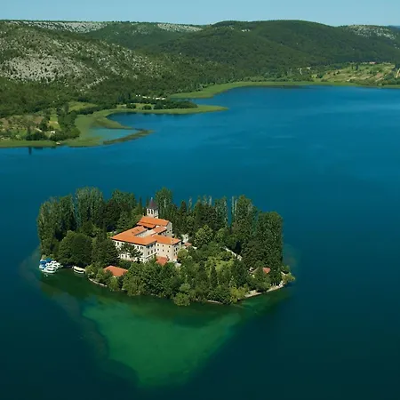 Апартаменты Near Krka Билице
